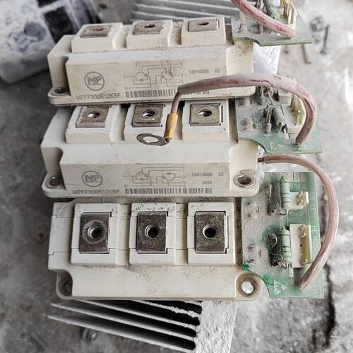 可维修MPFF300R12KBF，IGBT，300A1200V，（议价）
