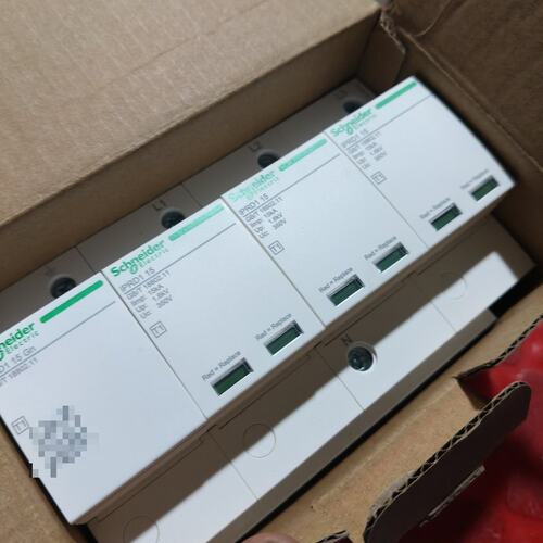 电涌保护器A9L615600 3P+N-limp 15（议价）