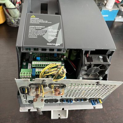 GEFRAN西威变频器AVY3150-EBL-BR4，15K（议价）