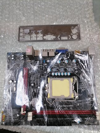 全新的七彩虹 C.H61U，主板型号CF-G6-MX， 集成1155针 HDMI DDR3