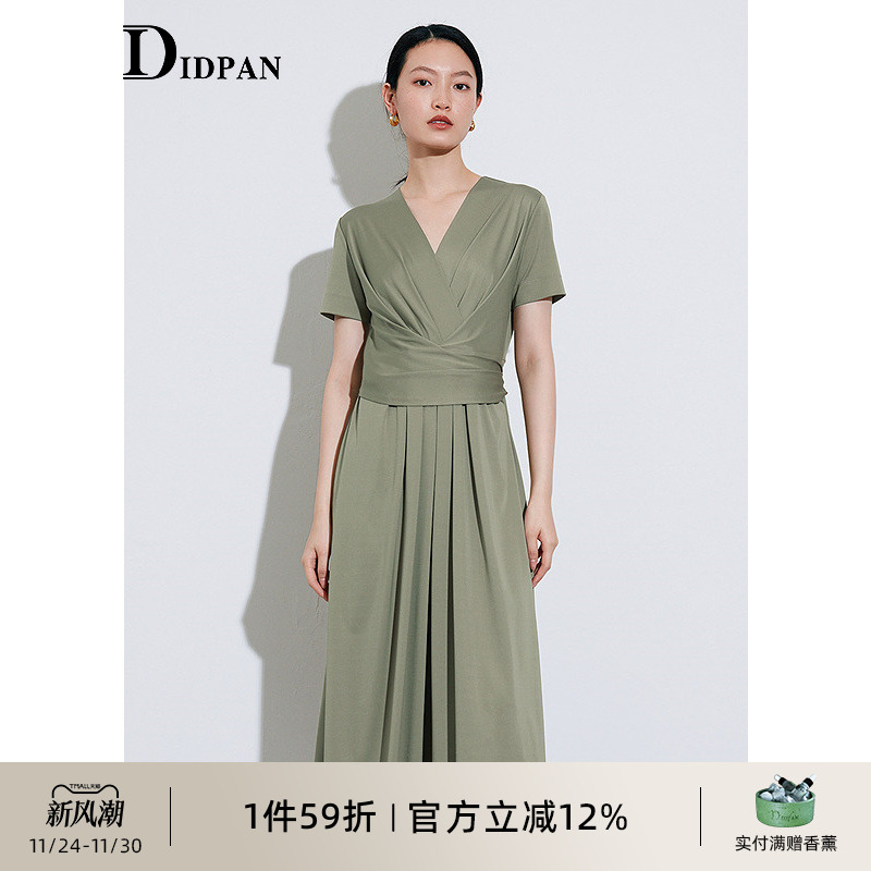 IDPANV领自然褶短袖连衣裙