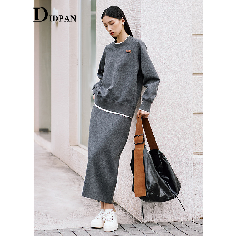 IDPAN女装半身裙2025季新款简约百搭长裙显瘦中长款直筒裙子女