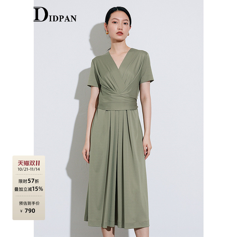 IDPANV领自然褶短袖连衣裙