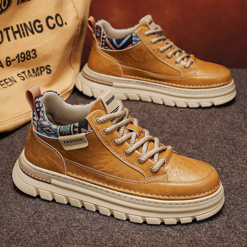 爆款马丁靴2026春季小众百搭板鞋户外工装靴中帮耐磨时尚休闲鞋子