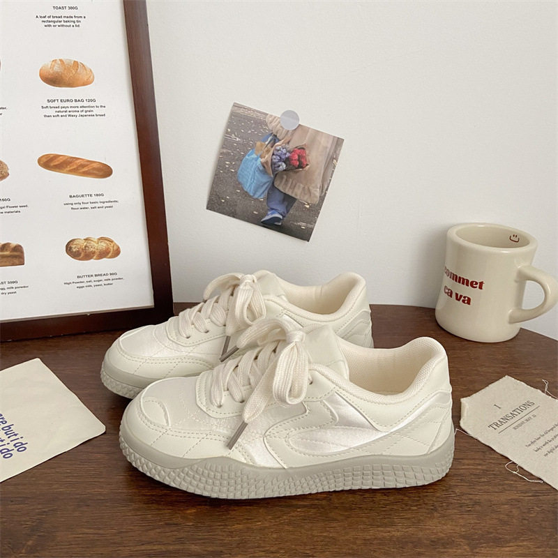 平底小白鞋女鞋子2025新款春秋季爆款学生百搭休闲板鞋运动德训鞋