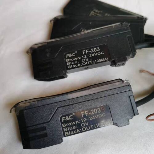 嘉准F&C数显光纤放大器 FF-203  有