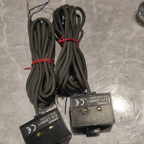 /龙E2K-L26MC1 液位传感器 成色