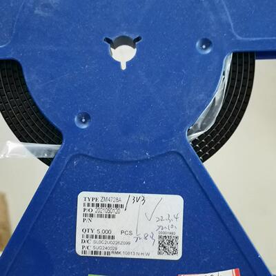 ST/先科 ZM4728A 3.3V 1W贴片稳压二