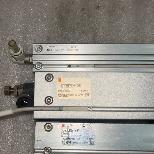 气缸 型号CY3R20-180和CY3RG10-5
