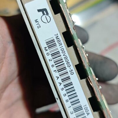IGBT模块 7MBR100VB060-50