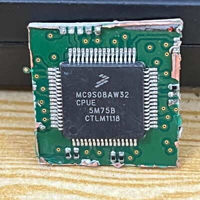 MC9S08AW32CPUE需要的联系 以询价为主