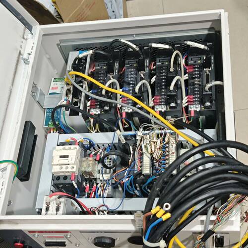 汇川机器人控制器IRCB10-A4SH2-4111-UNIT