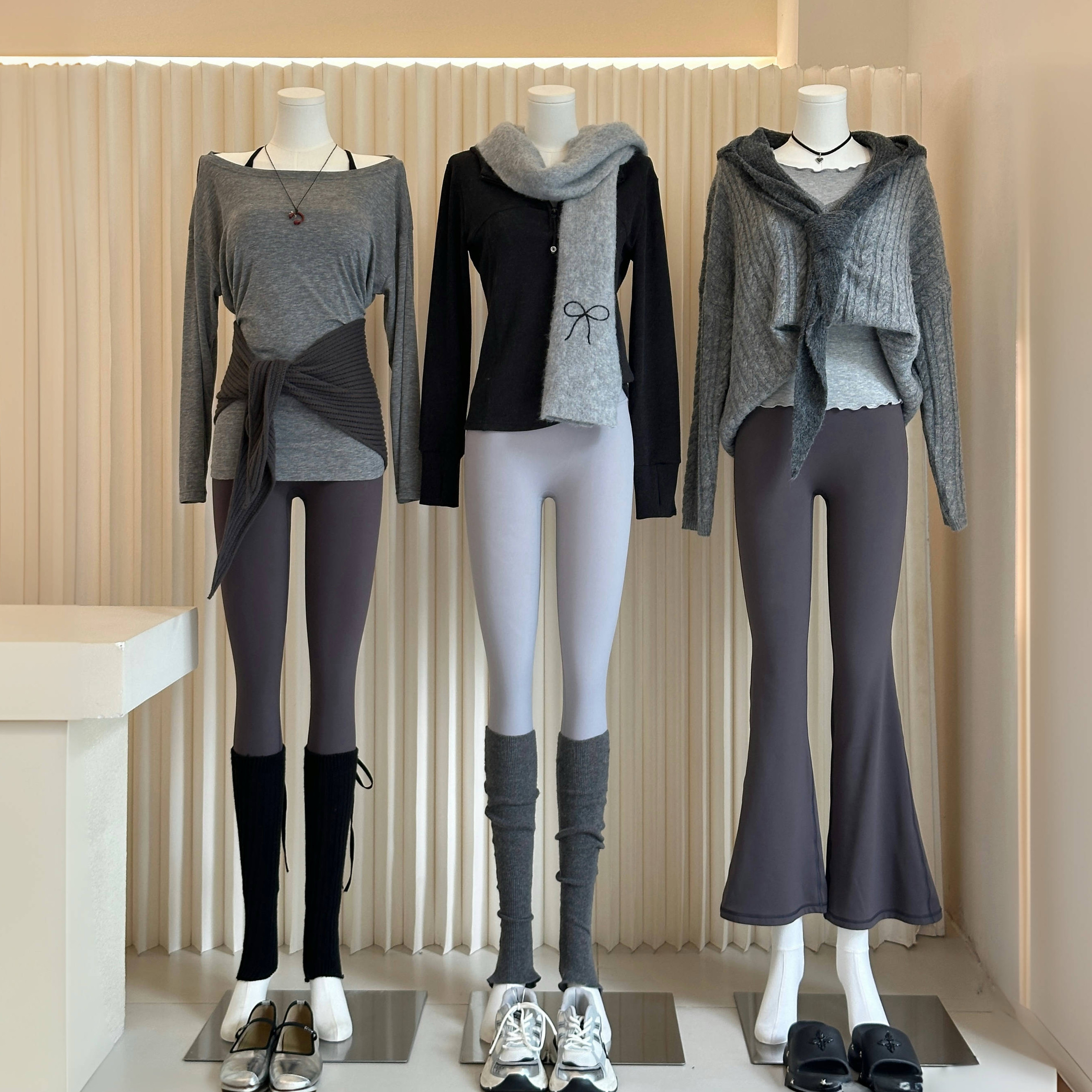 祖儿兔兔·格雷系鱼骨绳坠卫衣秋冬瑜伽套装2512D22,运动/瑜伽/健身/球迷用品,瑜伽套装,淘宝优惠券,粉丝福利购,淘宝优惠卷