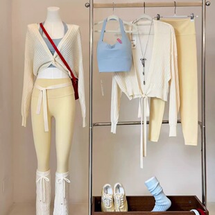 ZUERS 小花扎挂脖bra明媚感黄蓝套装2511D7