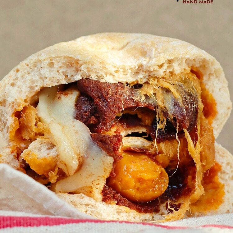 不饱的面包 全麦面包蛋黄酥欧包健康面包芋泥红豆麻薯早餐2个装