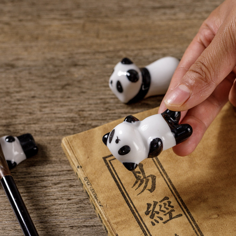 陌知铭 三只熊猫 毛笔笔架笔搁 陶瓷制品 文房器物小巧