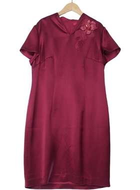 【六礼】精选品牌女装高端时尚气质百搭酒红色连衣裙A1-16583