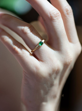 祖母绿锆石开口戒指女百搭简约复古精致轻奢指环时尚感通勤手饰品