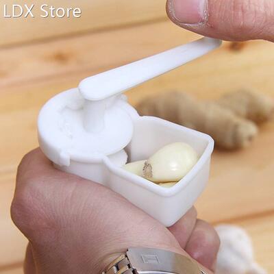 1PC UsefulGarlic Grinder Cutter Fruit Vegetable Presses Tool