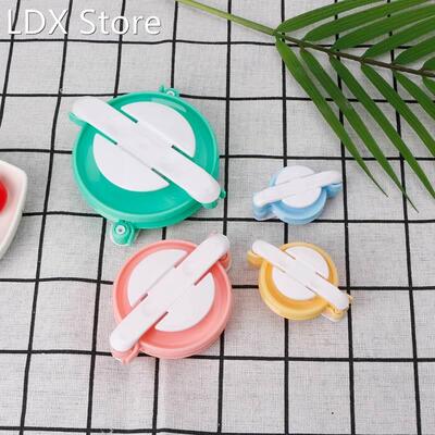 4 Sizes Pompom Maker Fluff Ball Weaver Needle Craft Knitting