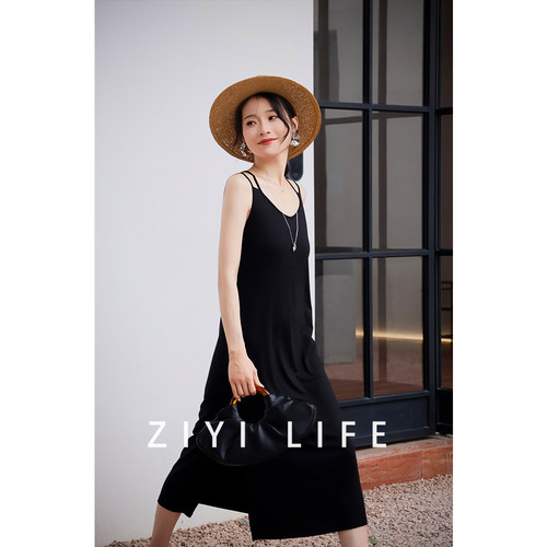 ZIYILIFE性感设计美背小黑裙