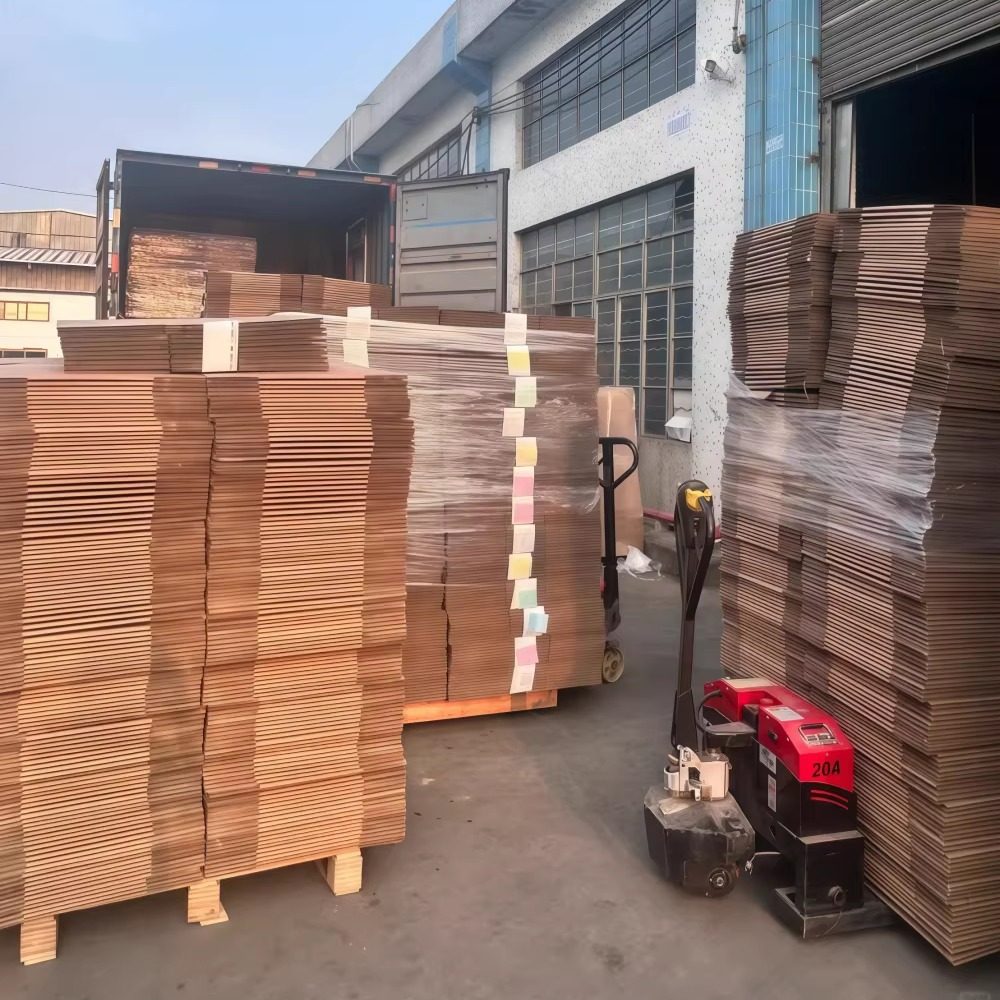 特硬加厚牛皮瓦楞搬家快递纸箱