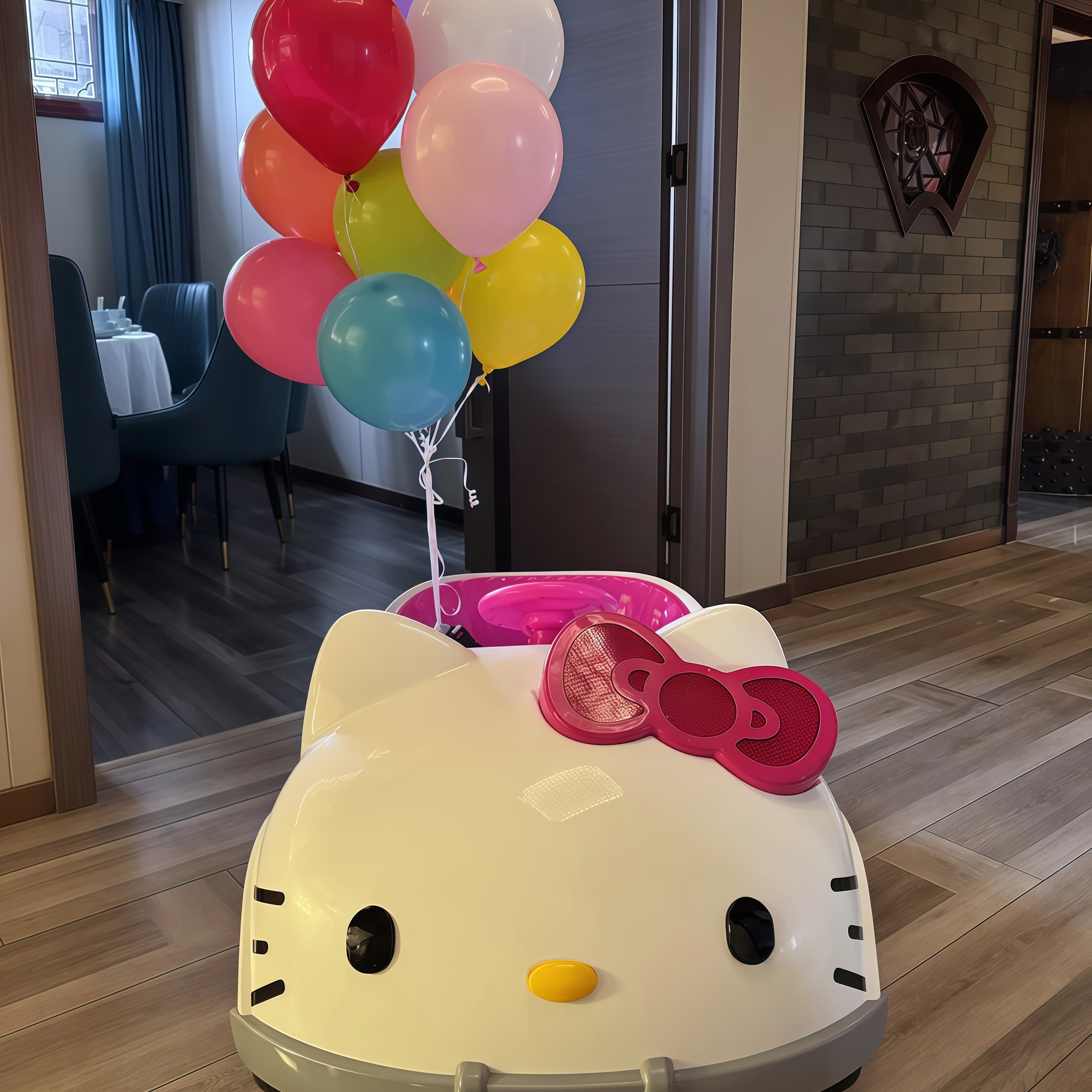 2025新款HelloKitty遥控玩具车