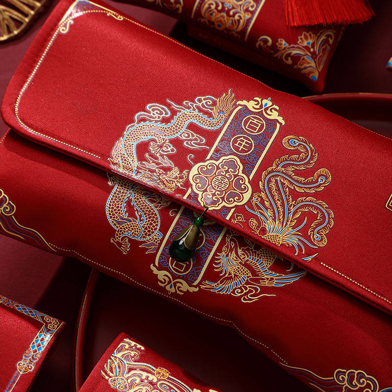 结婚红包万元改口费2025新款高档利是封锦缎订婚大红色包袋创意敬