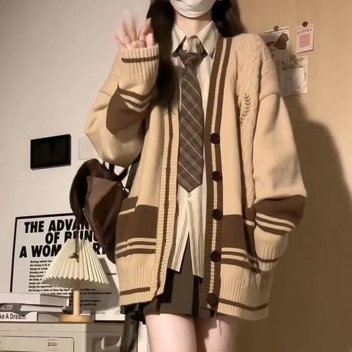 胖薯大码三件套送领带刺绣针织开衫毛衣学生条纹衬衫百褶裙套装