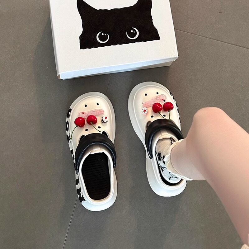时尚百搭小众设计樱桃洞洞鞋女
