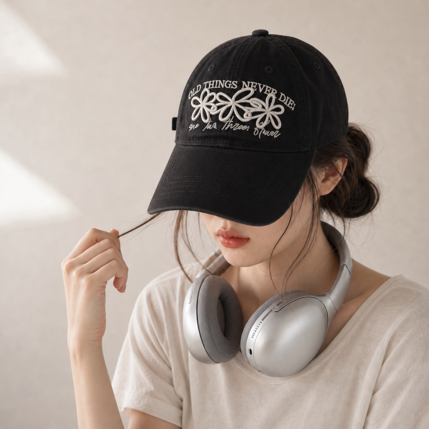 复古刺绣宽檐显脸小棒球帽女