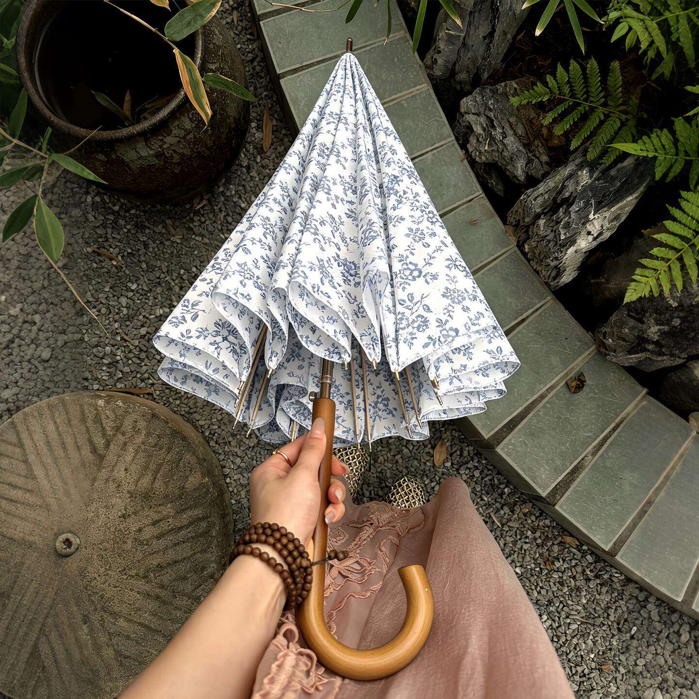 碎花雨伞防风加大加厚加固抗大暴雨专用女士晴雨两用高颜值长柄伞