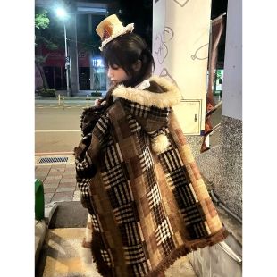 大衣冬季高级感无袖洛丽塔披肩棕色流苏连帽加厚斗篷短外套