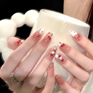 儿童穿戴甲2026新款手工超火显白指甲贴甲片中长款轻奢高级感女孩美甲贴纸8-12岁穿戴甲短款学生防水指甲装饰