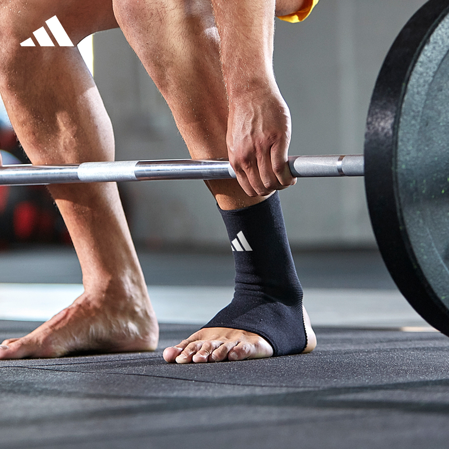 Adidas阿迪达斯护踝防崴脚踝护具