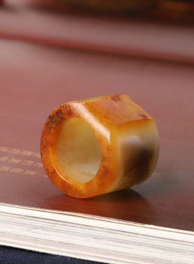 新疆和田玉籽料黄沁扳指