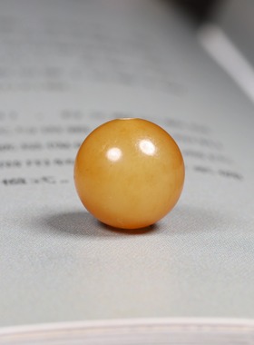 新疆和田玉籽料黄沁圆珠手串
