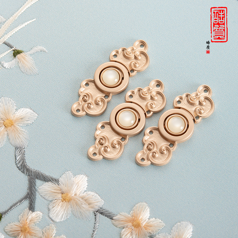 皓质汉服旗袍纽扣蝴蝶结