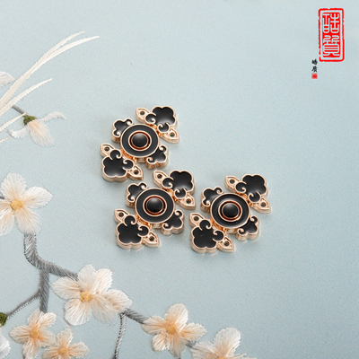 皓质汉服旗袍纽扣蝴蝶结