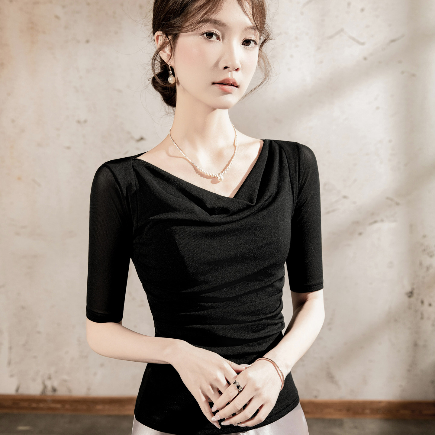 胸前褶皱荡领双层网纱打底衫T恤女外穿修身半袖纯色百搭小衫上衣