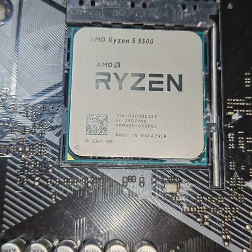 可维修AMD锐龙 R5-5500盒装CPU。议价