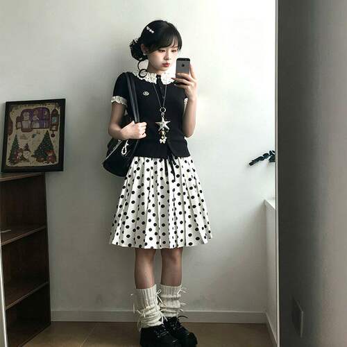 学院风甜美穿搭一整套女