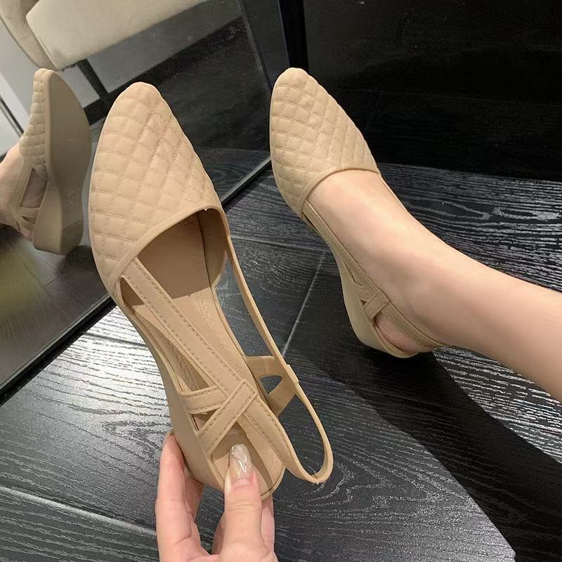 女士夏季外穿新款轻便防滑凉拖鞋