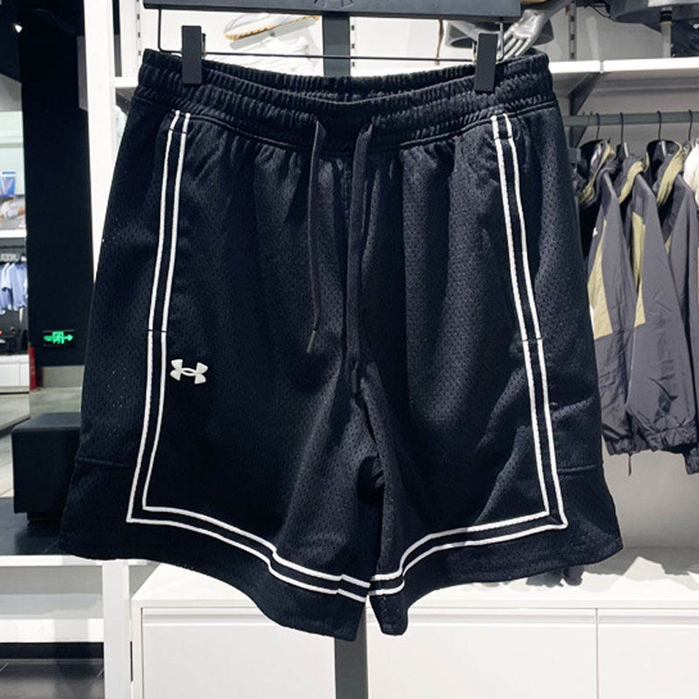 安德玛UA男子夏季 Zone Pro网眼速干篮球训练裤运动短裤1387089