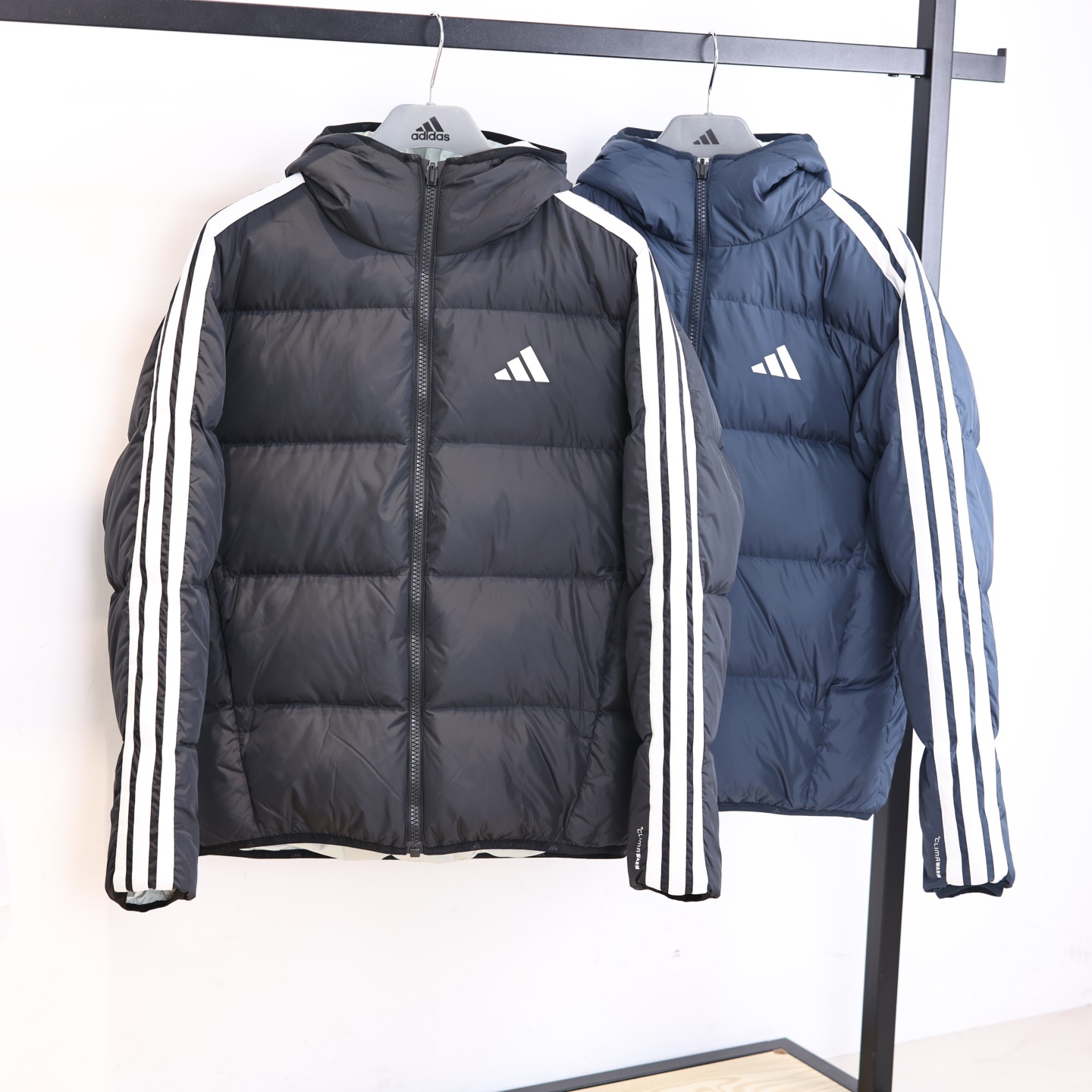 阿迪达斯男装羽绒服两面穿外套