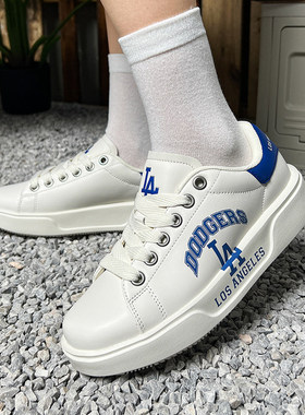 MLB板鞋男女同款NY防水低帮复古学院风情侣休闲鞋运动鞋3ASXCCV3N