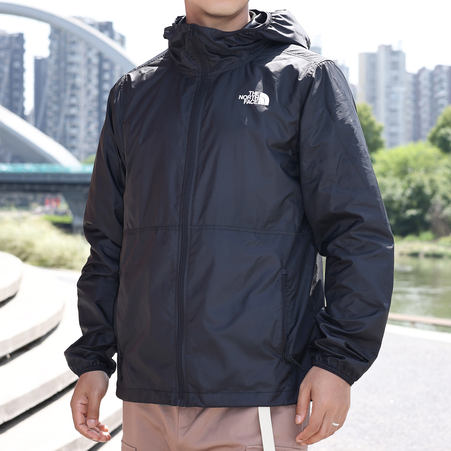 TheNorthFace北面男士春夏户外运动休闲透气防晒皮肤衣外套8DFS