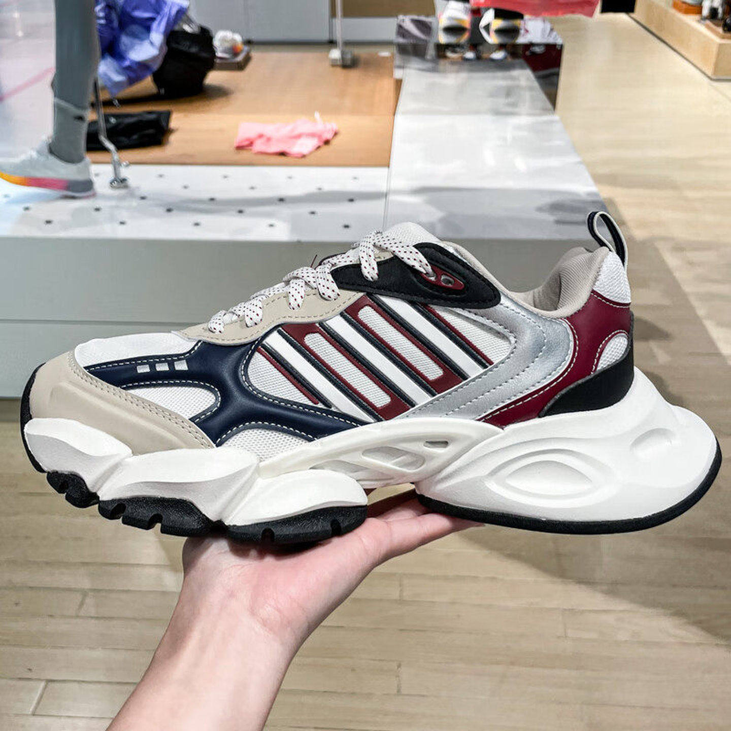 Adidas阿迪达斯冬季新款男女鞋XLG RUNNER轻便运动跑步鞋IH0432,运动鞋new,运动休闲鞋,淘宝优惠券,粉丝福利购,淘宝优惠卷