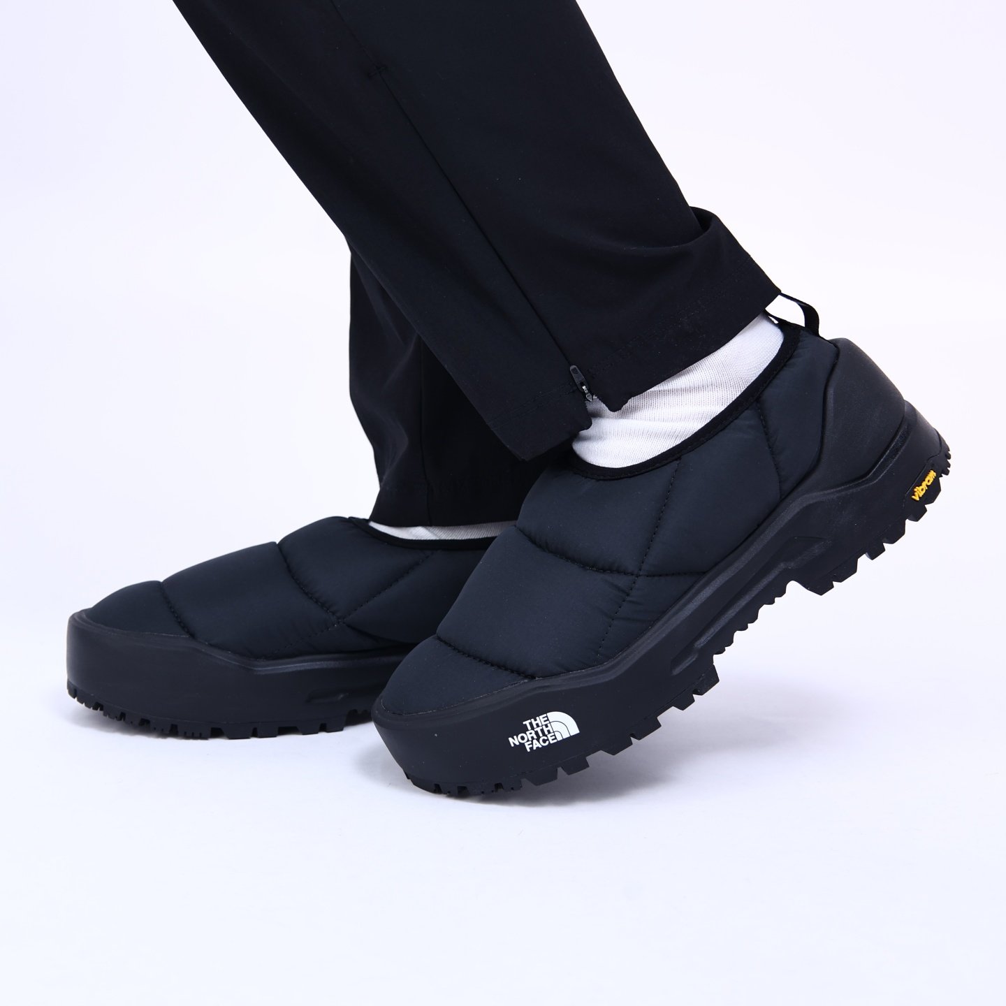 TheNorthFace北面男女25秋冬新款Base Camp Mule一脚蹬保暖鞋8DBU