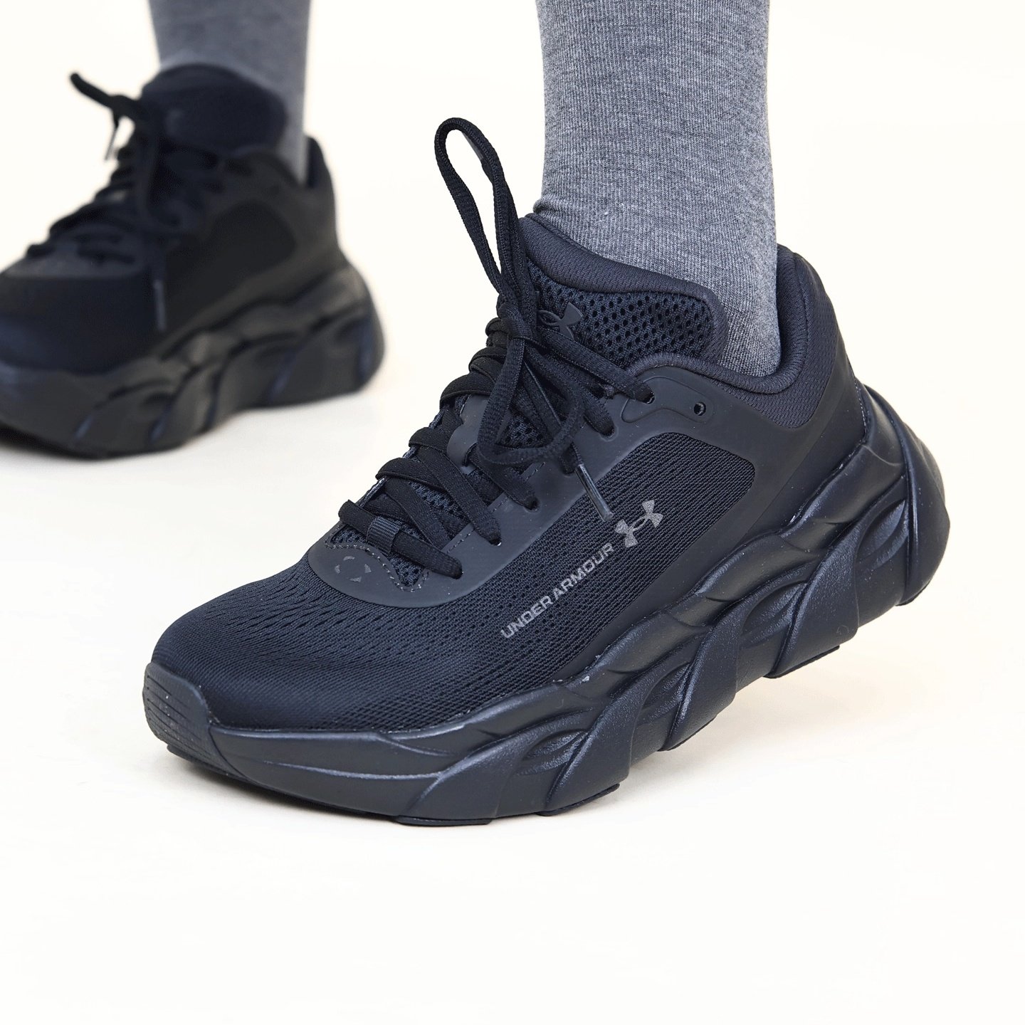 安德玛UA秋冬25新款Halo Runner女子缓震运动休闲跑步鞋6005288,运动鞋new,运动休闲鞋,淘宝优惠券,粉丝福利购,淘宝优惠卷